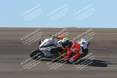 media/Nov-06-2023-Moto Forza (Mon) [[ce023d0744]]/2-Advanced Group/Session 2 (Bowl Speed Pans)/